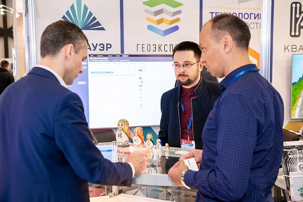 ST. PETERSBURG INVITES FOR INNOVATIVE FORUMS AND EXHIBITIONS